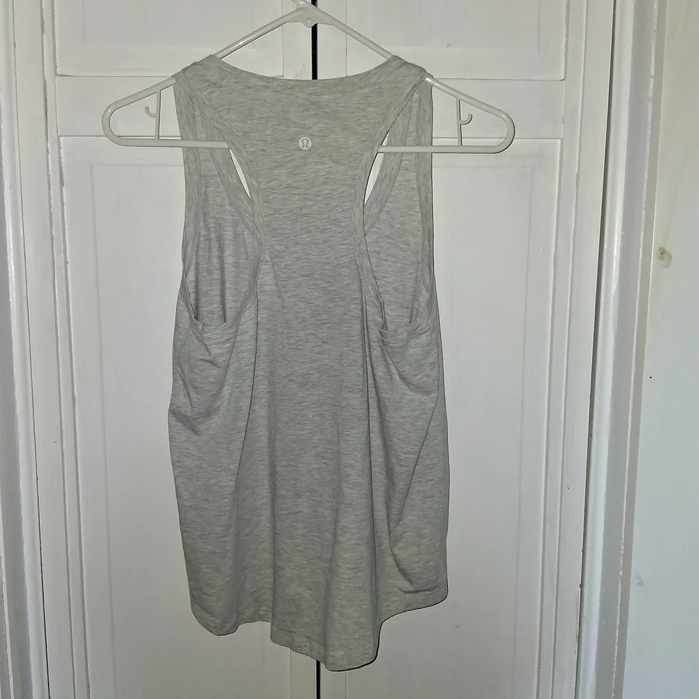 Lululemon Athletica Light Gray Tank Top